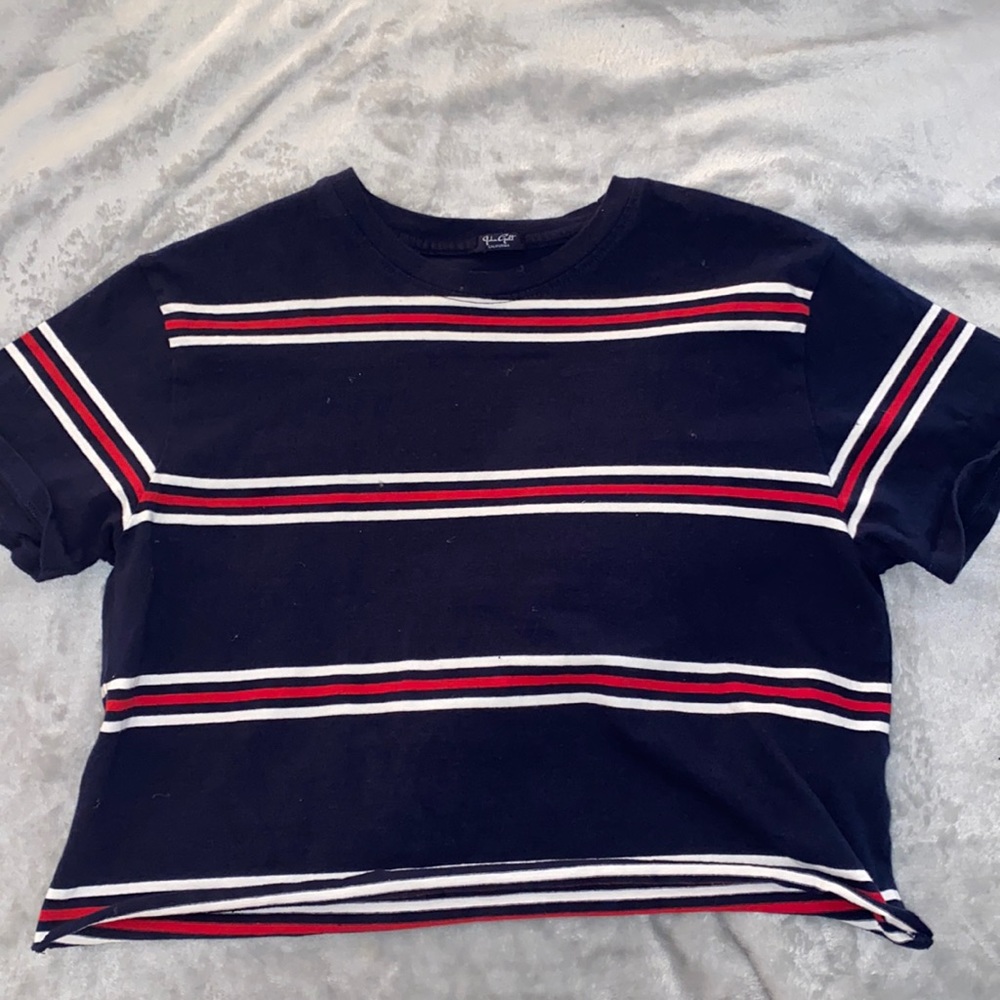 BRANDY STRIPPED CROPPED SHIRT.